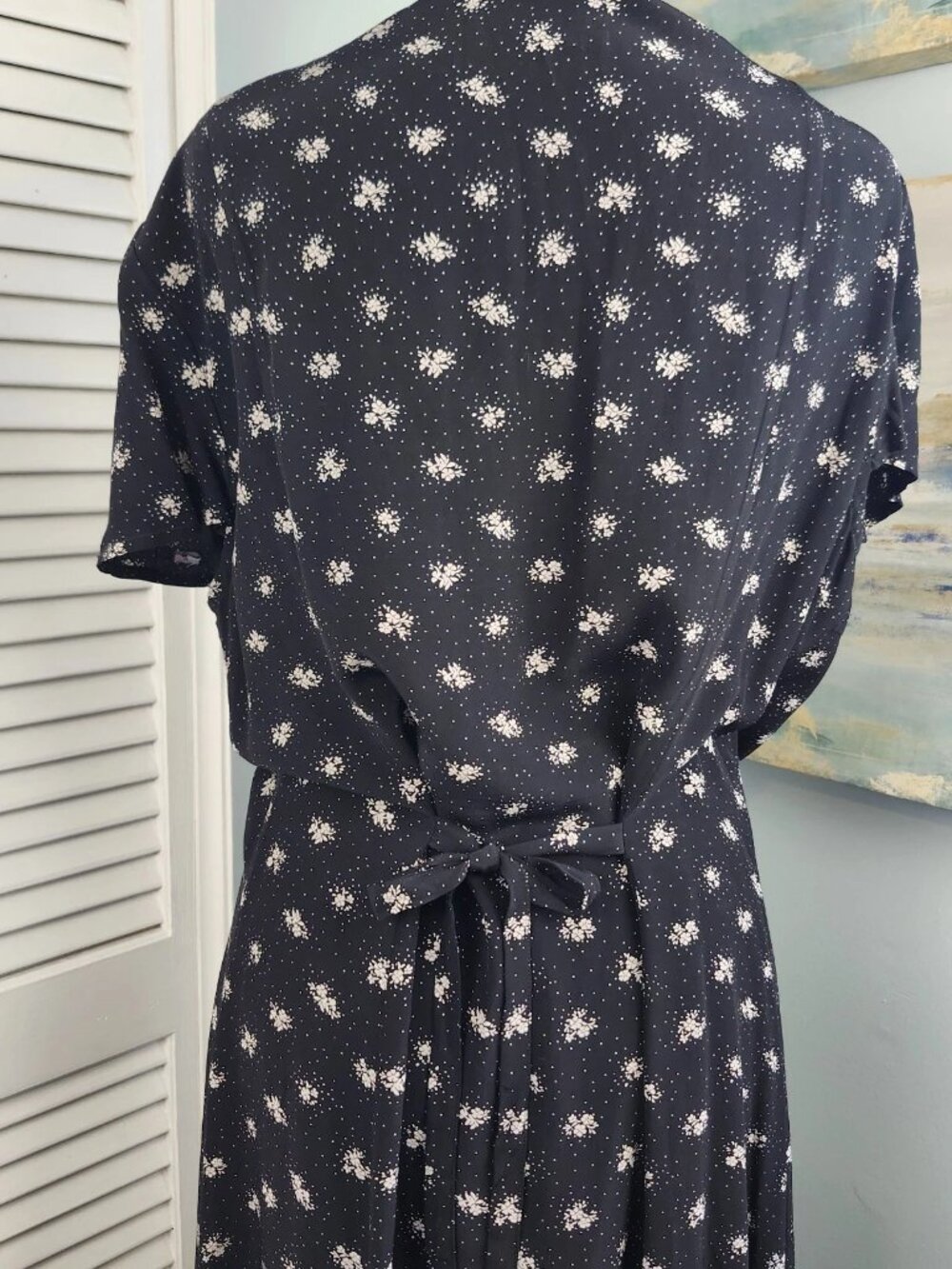 Tommy Jeans Dress XL Satin Feel Black Floral Tie Back V Neck 90's off duty Model - Picture 8 of 12